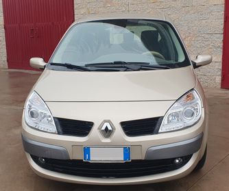 Renault Scenic Scénic 1.9 dCi/130CV Dynamique