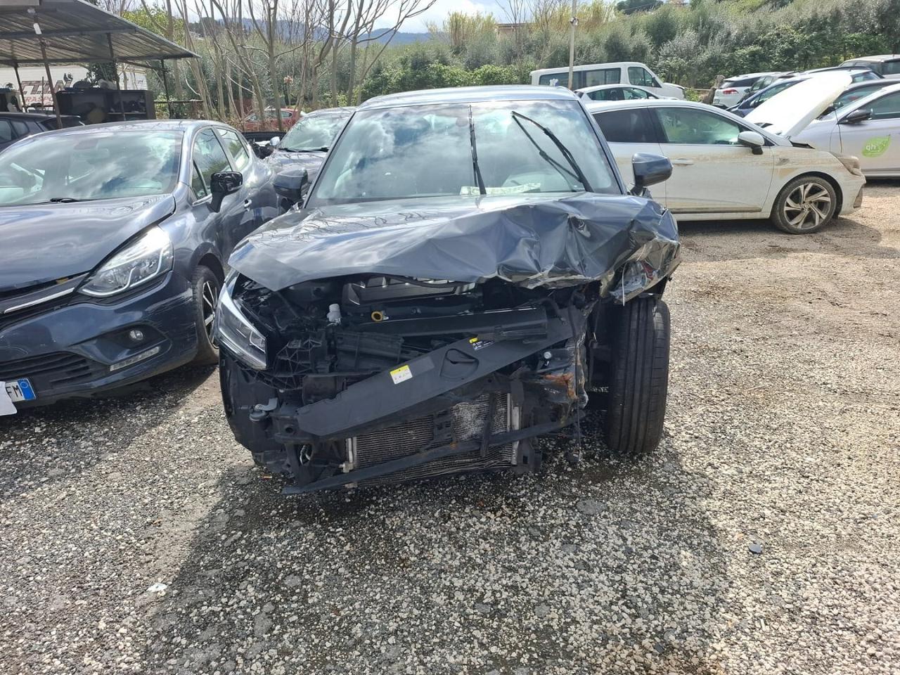 AUDI Q2 35 TDI QUATTRO STRONIC IDENTITY SINISTRATA