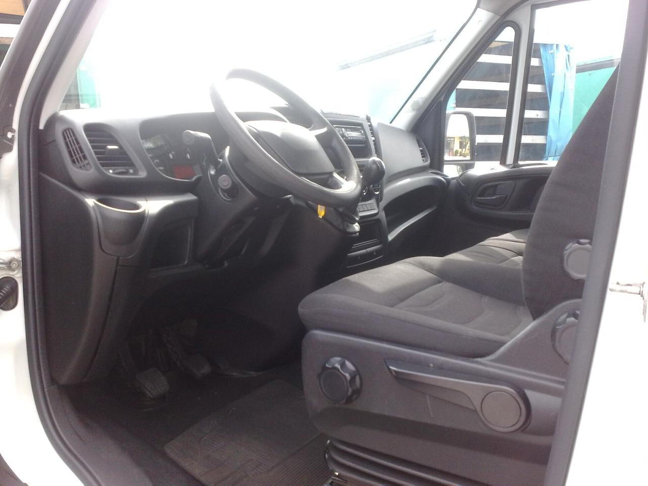 Iveco Daily 35c15 3000cc GRANVOLUME - 2015