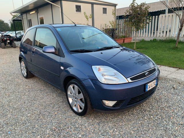 FORD Fiesta 1.2 16V 3p. Ghia