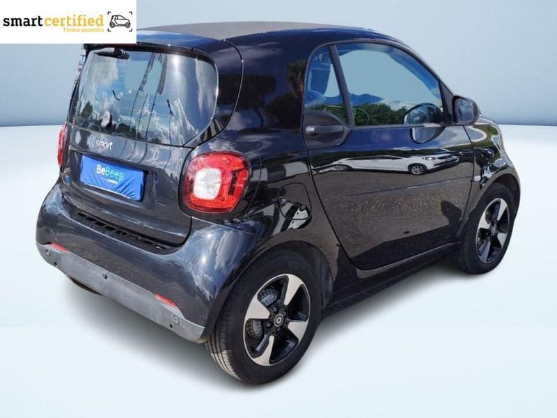 smart fortwo EQ PASSION 4,6KW