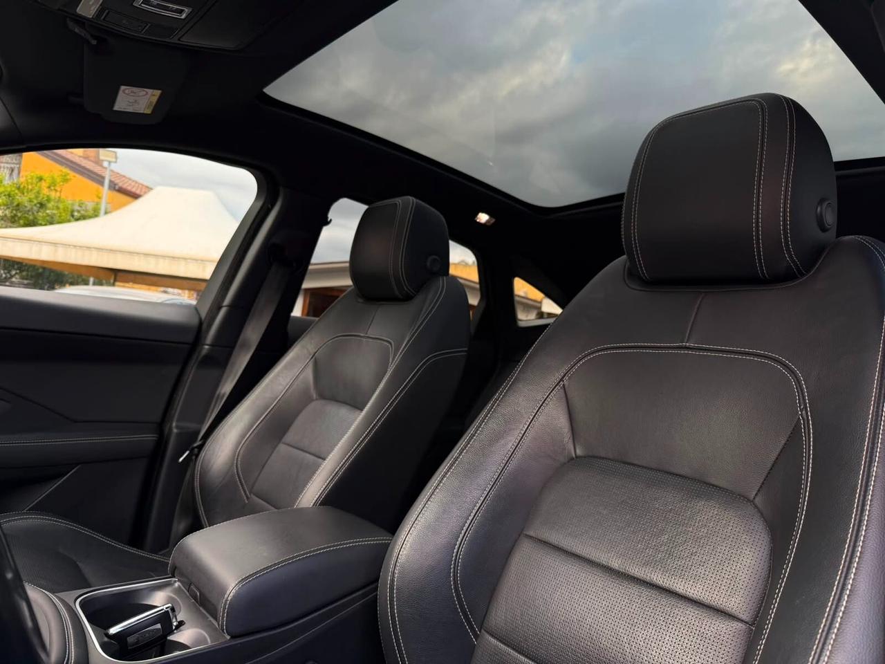 Jaguar E-Pace 240 CV R-Dynamic SE STRAFULL- 2019