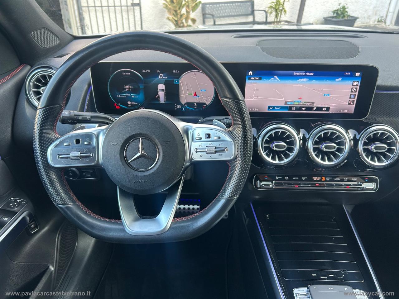 MERCEDES-BENZ GLB 200 d Automatic Premium