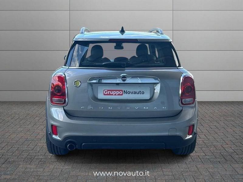 MINI Countryman Cooper S E ALL4 automatica
