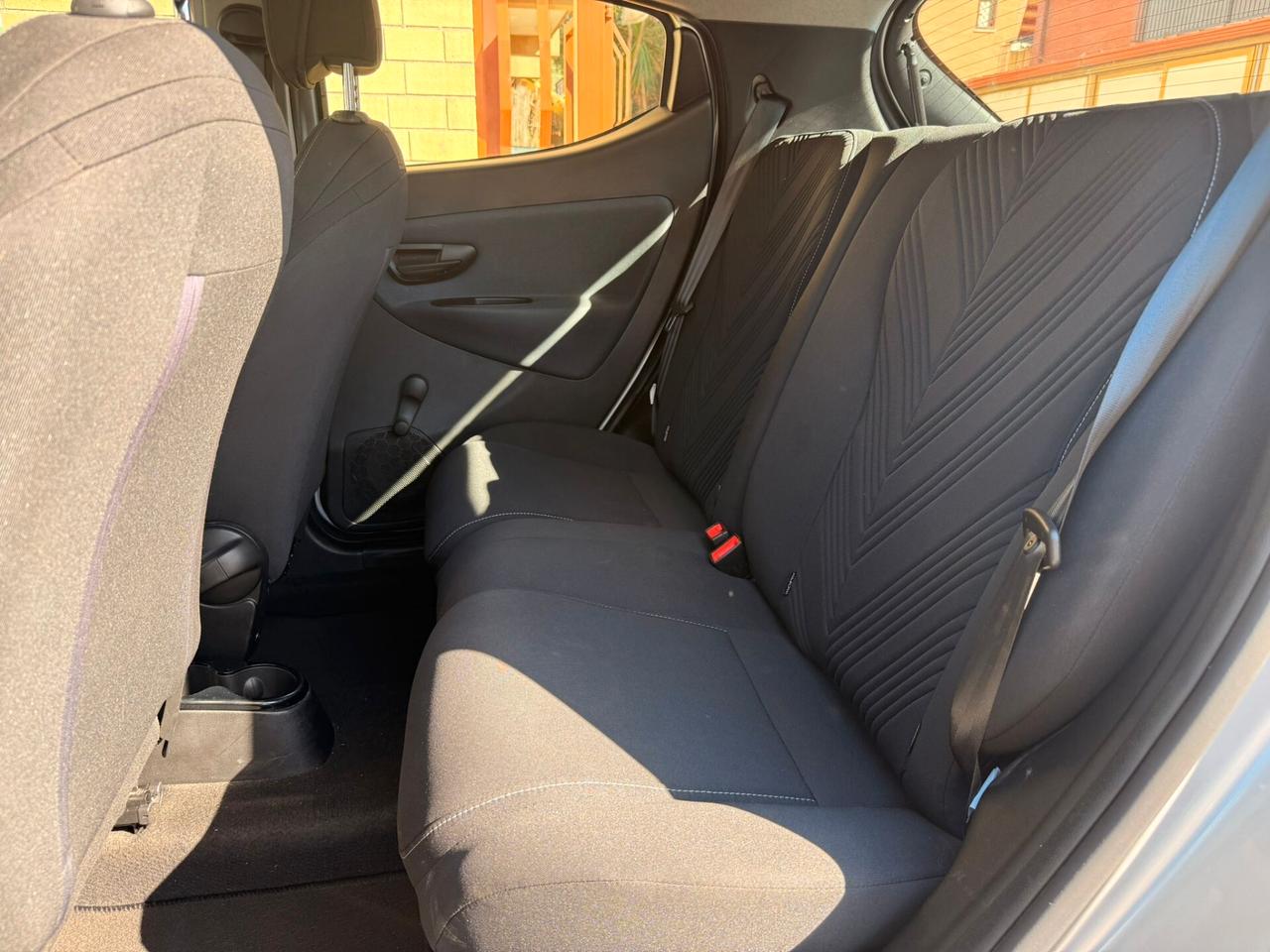 Lancia Ypsilon 1.0 FireFly 5 porte S&S Hybrid Ecochic Gold
