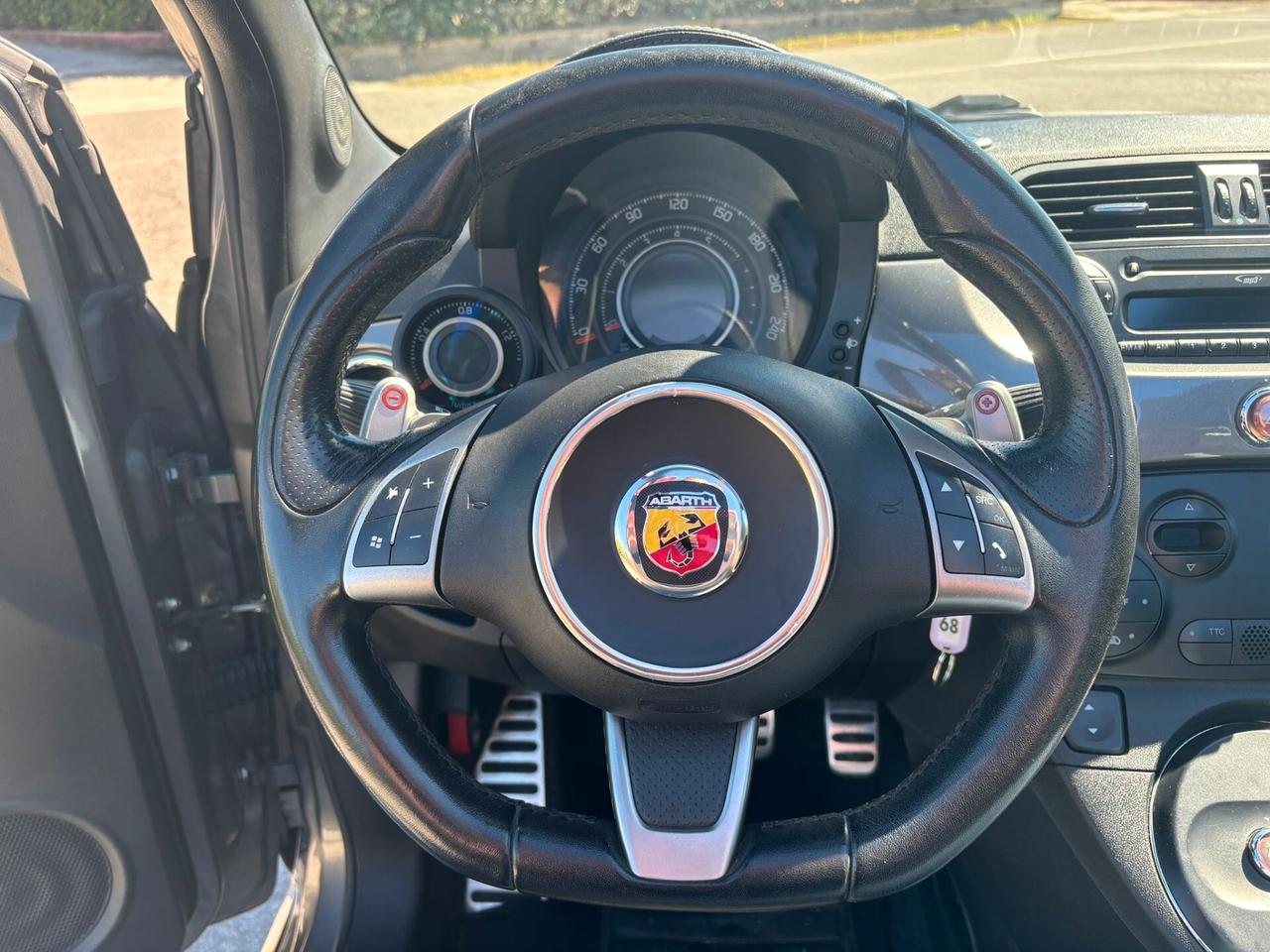 Abarth 500 C 1.4 Turbo T-Jet MTA