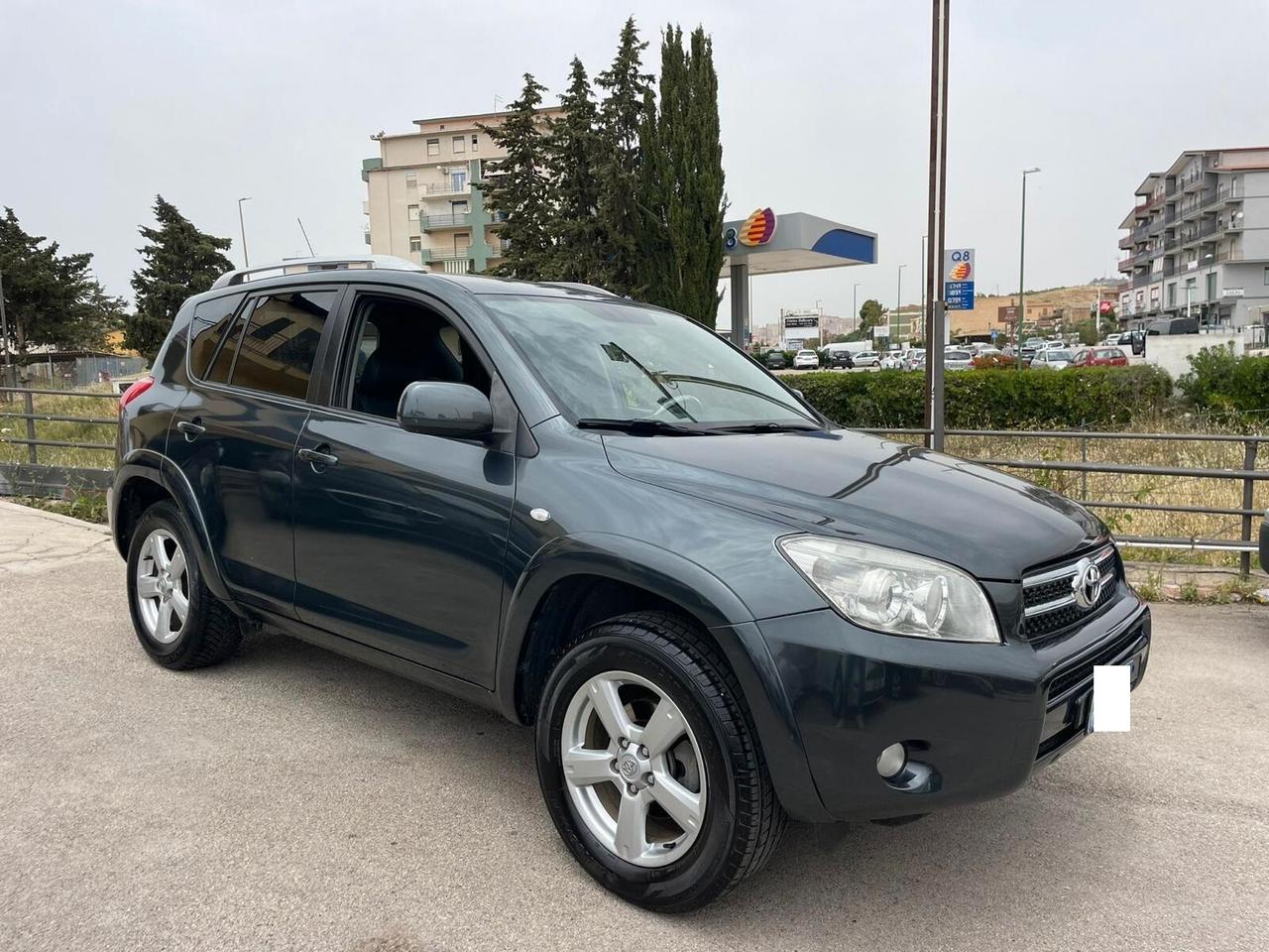 Toyota RAV 4 Crossover 4X4 2.2 D-Cat 177 CV Luxury