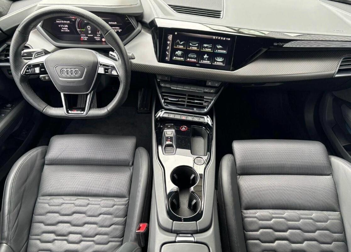 Audi RS E-tron GT-600 CV-sedili massagg. e climatizz.