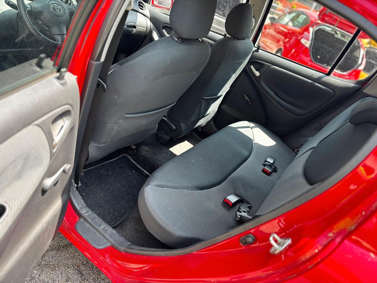 Toyota Yaris 1.0i 16V cat 5 porte Blue