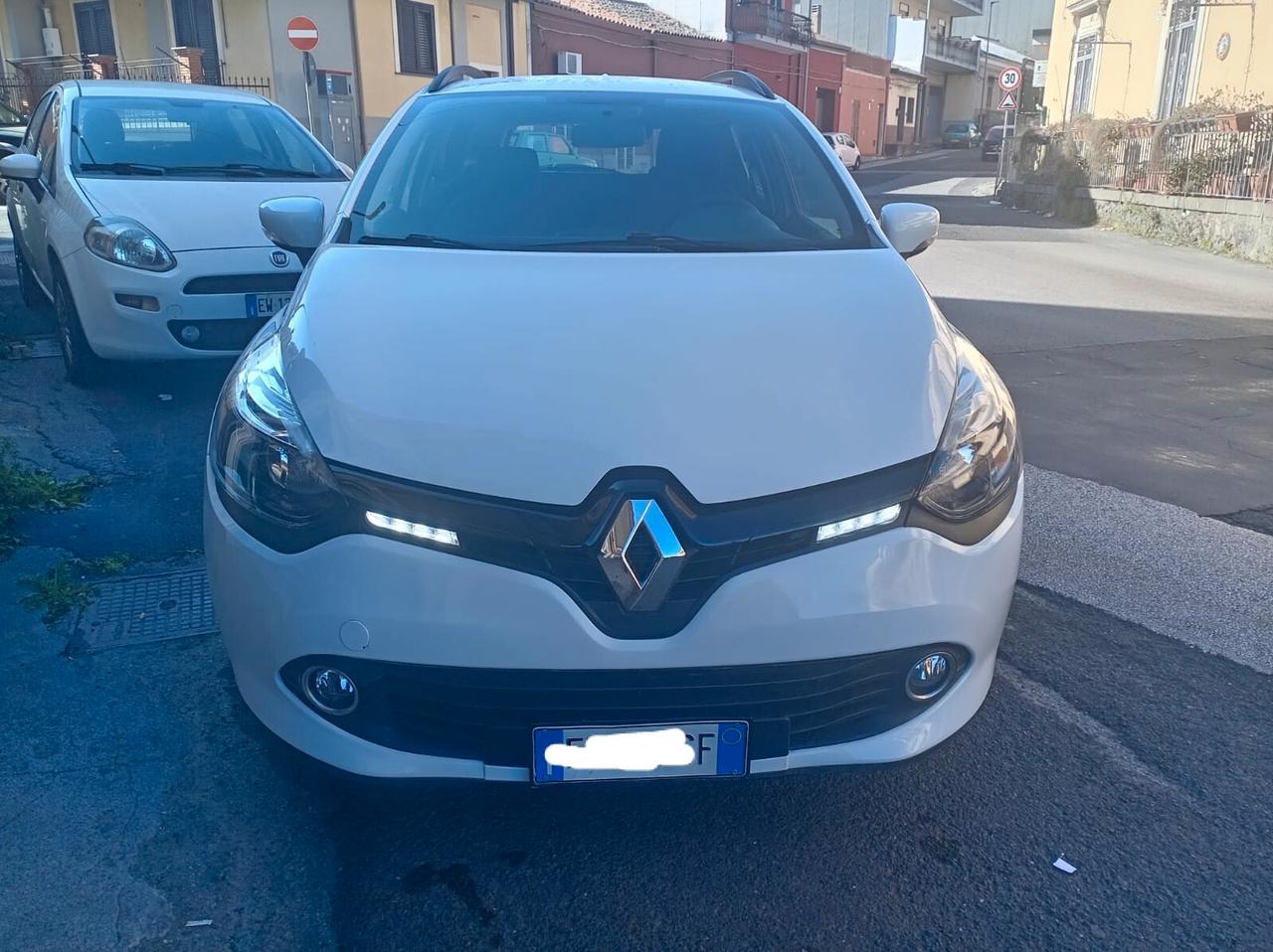 Renault Clio Sporter 1.5 dCi 8V 75CV Costume National