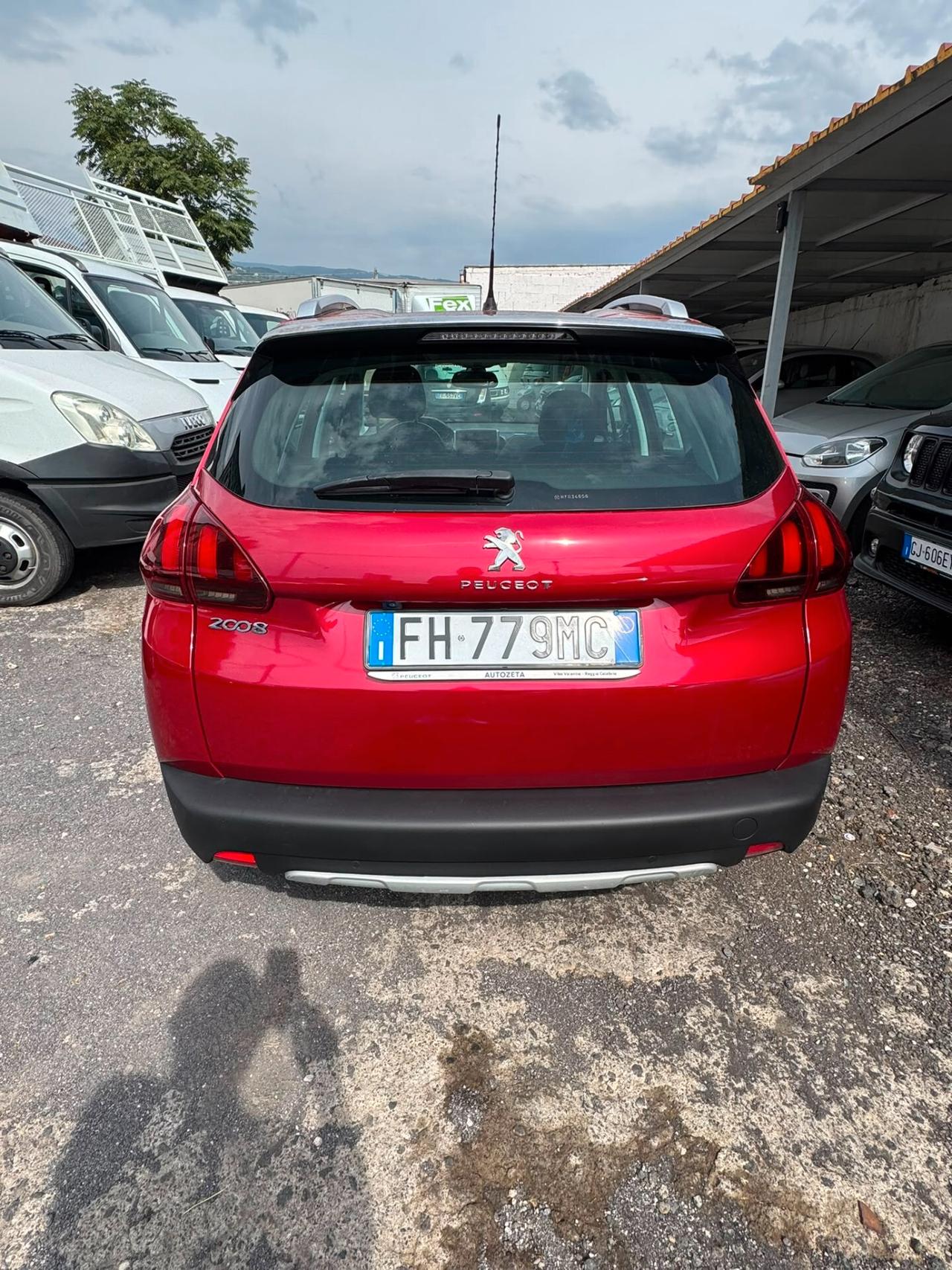 Peugeot 2008 BlueHDi 120 S&S Allure