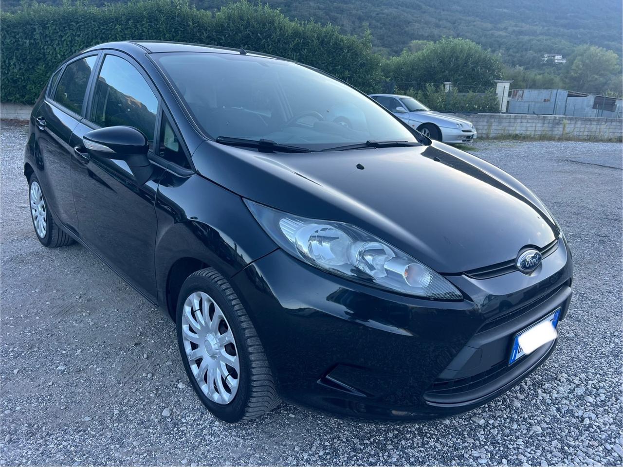 Ford Fiesta 1.4 TDCi 70CV 5 porte Titanium
