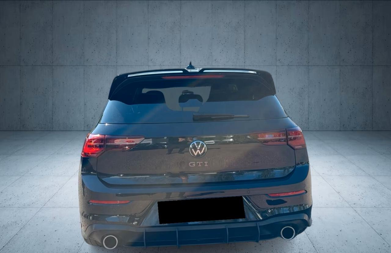 Volkswagen Golf GTI 2.0 TSI DSG