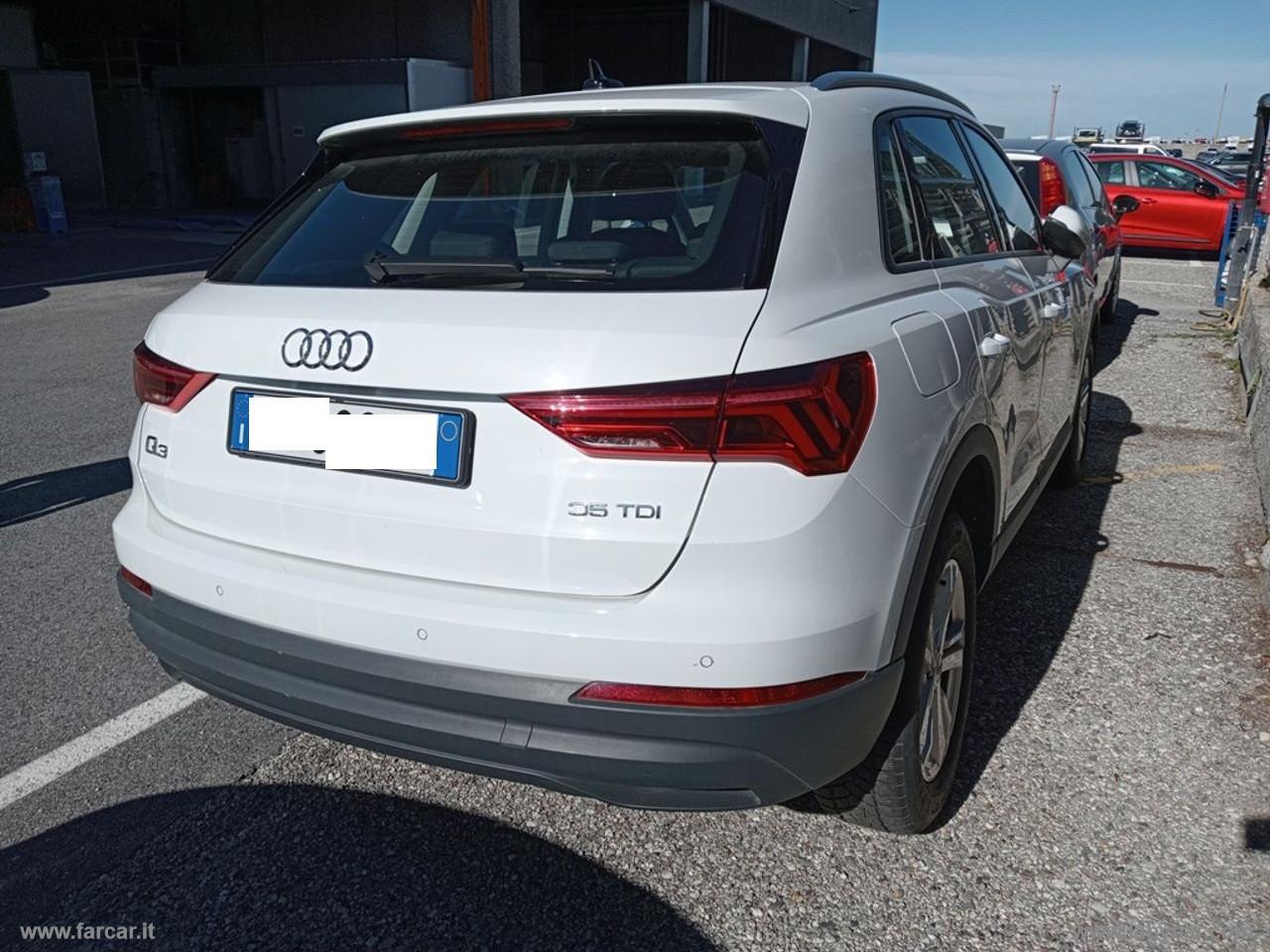 AUDI Q3 35 TDI S tronic Business VETTURA IN ARRIVO