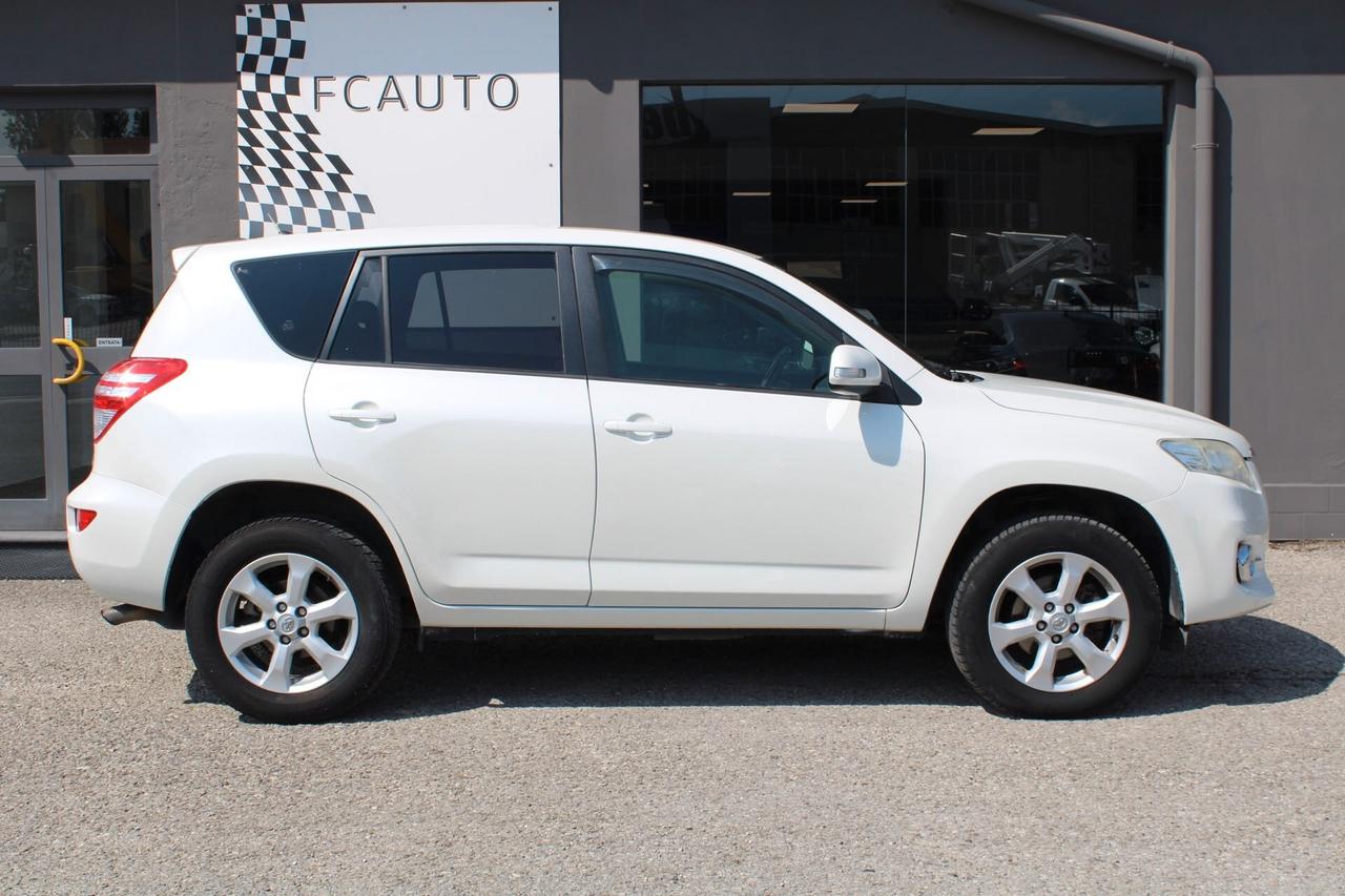 Toyota RAV 4 RAV4 2.2 D-4D 150 CV DPF Luxury