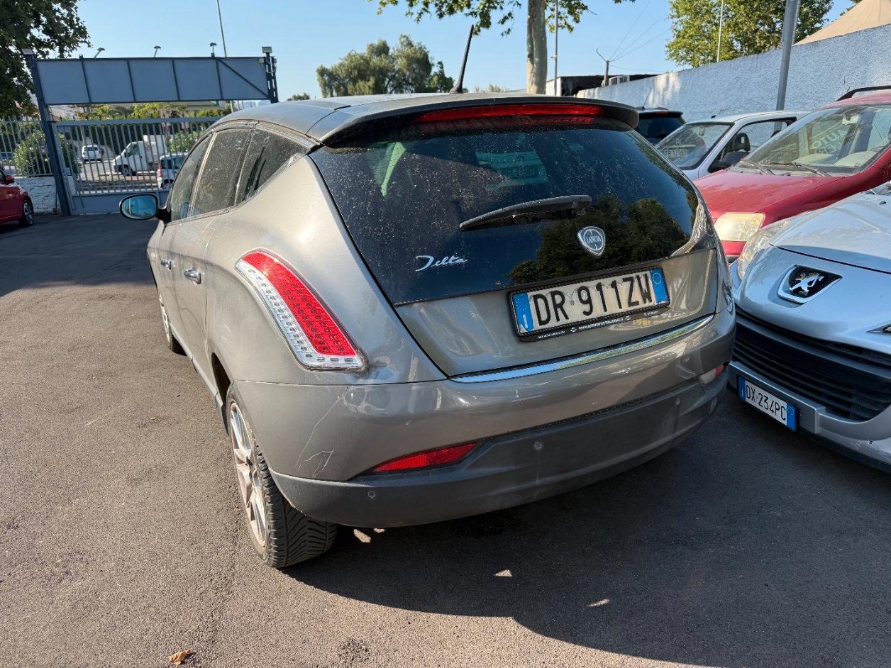 Lancia Delta 1.6 mjt Platino 120cv dpf
