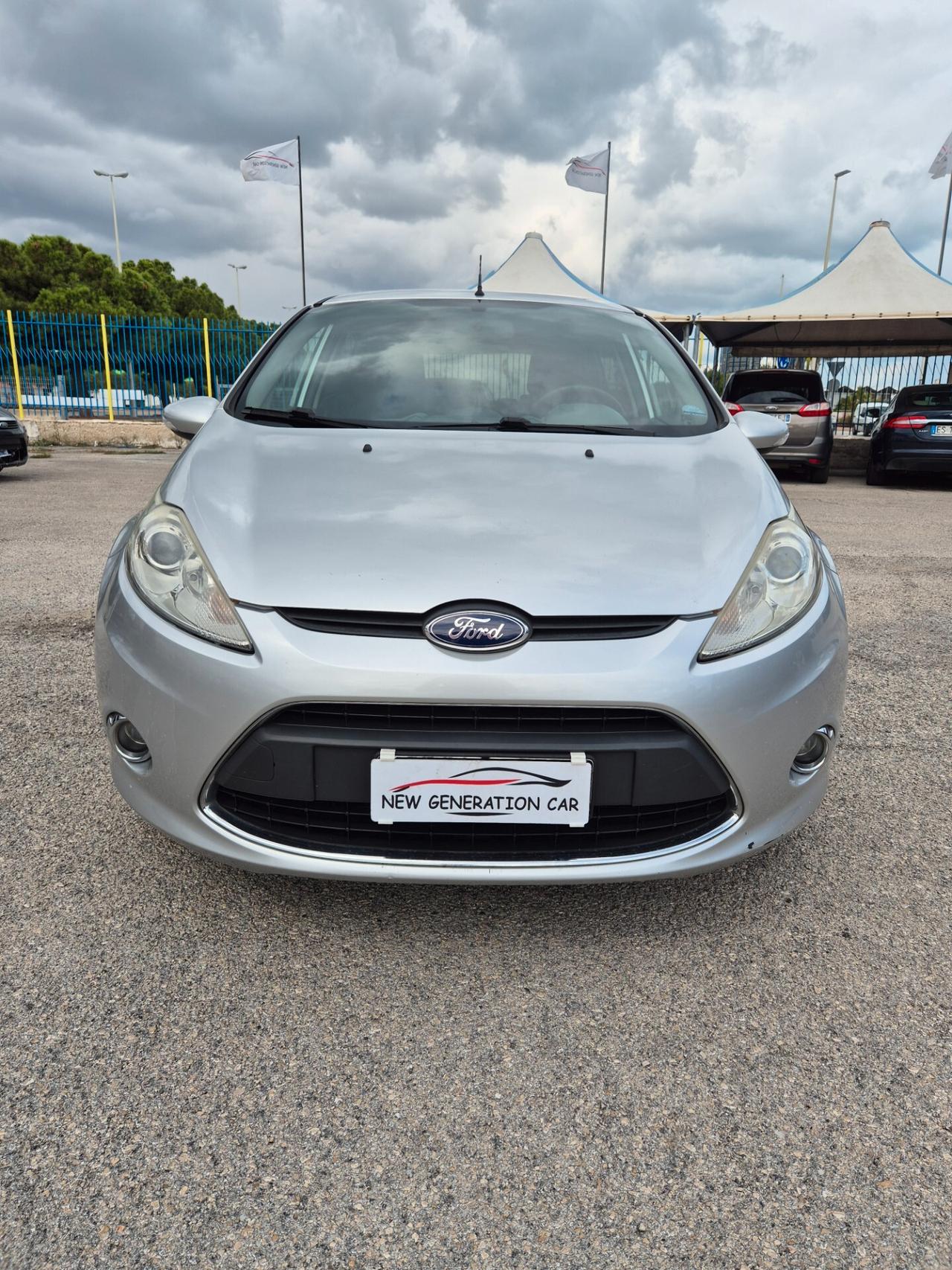 Ford Fiesta 1.4 5 porte Bz.- GPL Titanium