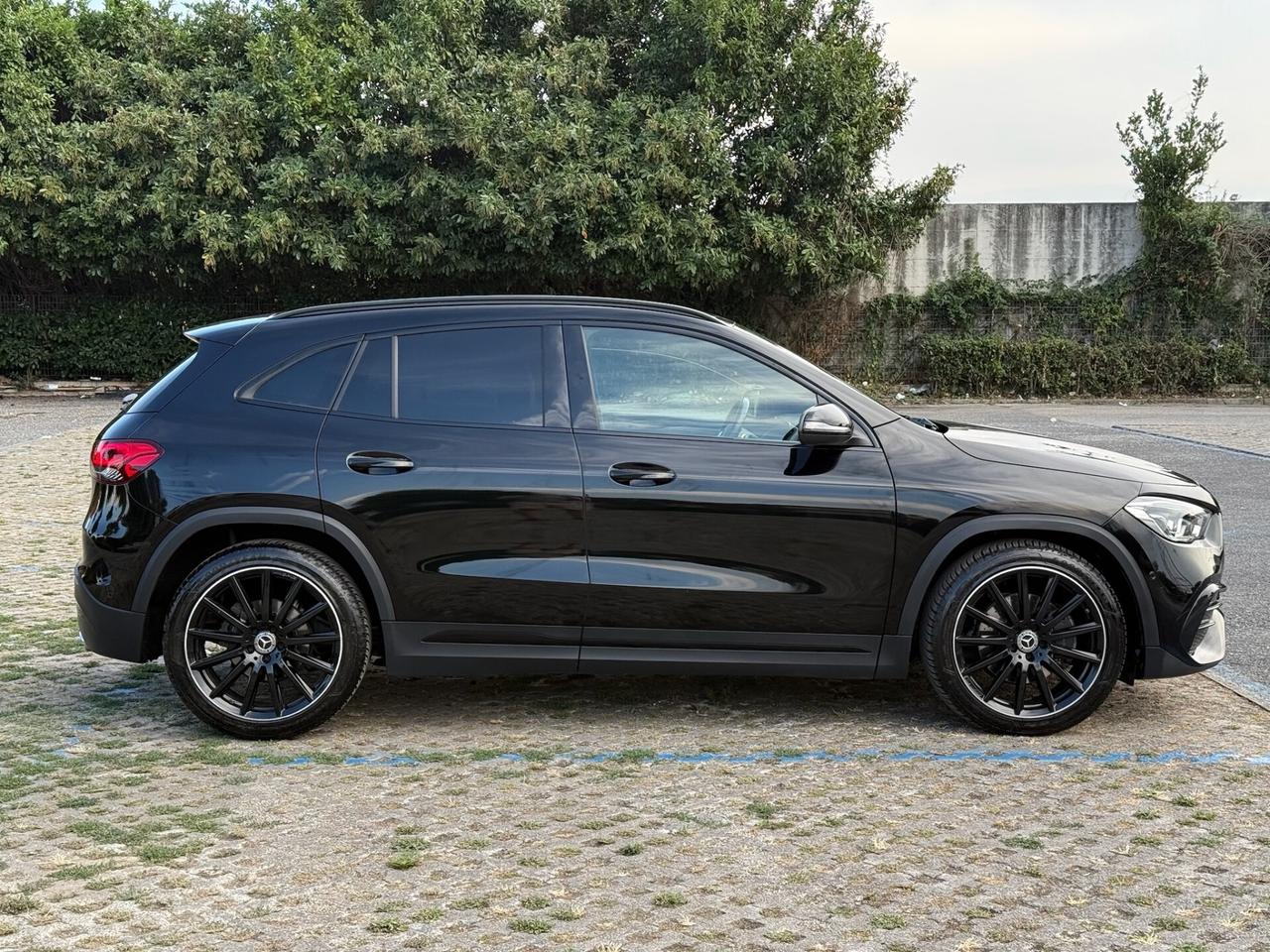 MERCEDES GLA 2.0 116cv AMG Line & Night Package