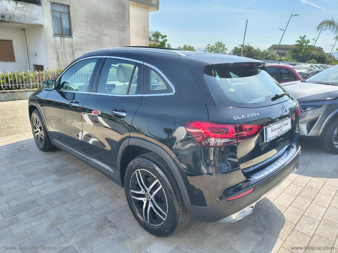MERCEDES-BENZ GLA 200 d Automatic Sport Plus TETTO APRIBILE - FARI MULTIBEAM