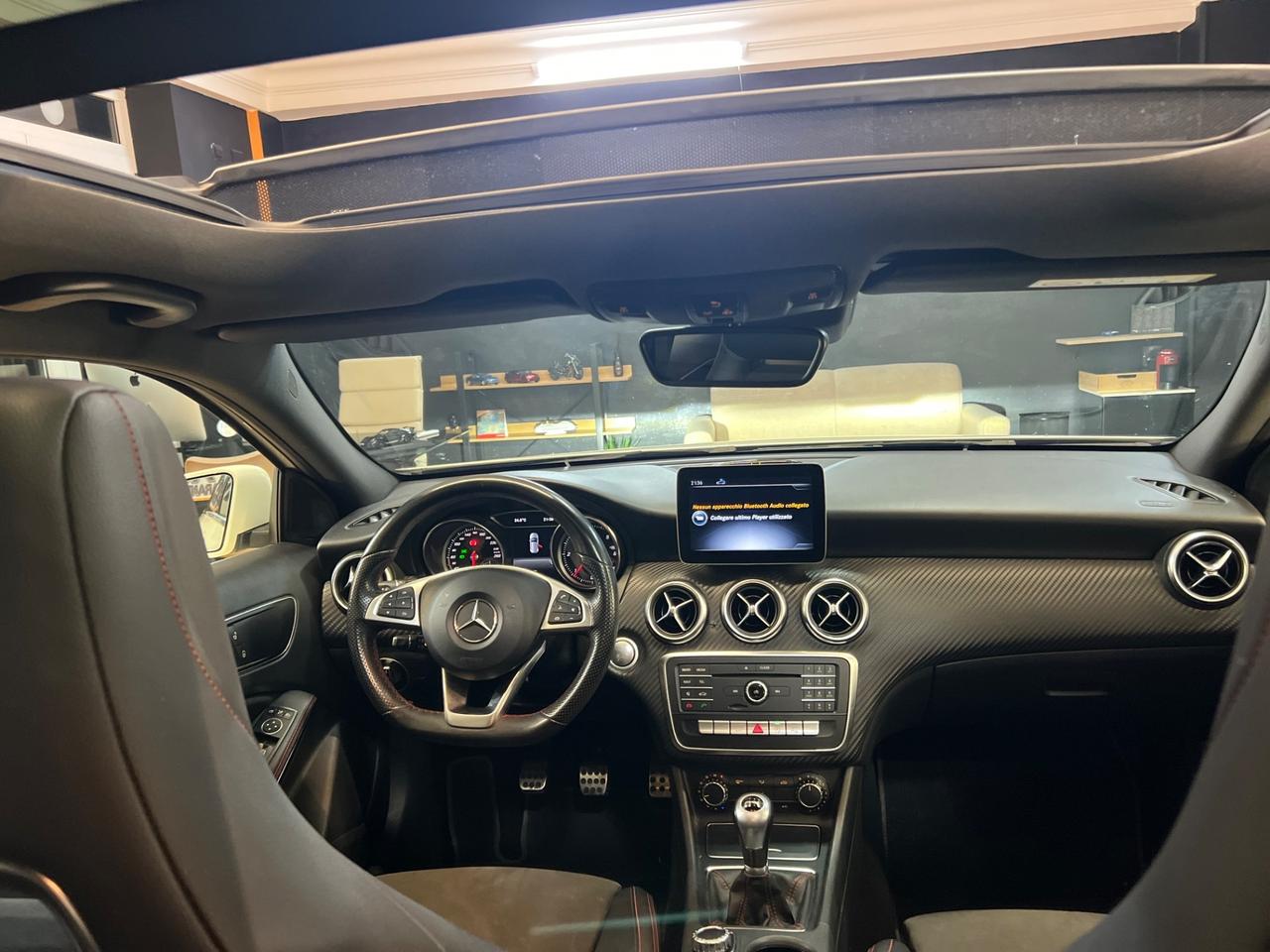 Mercedes-benz A 180 d Premium AMG