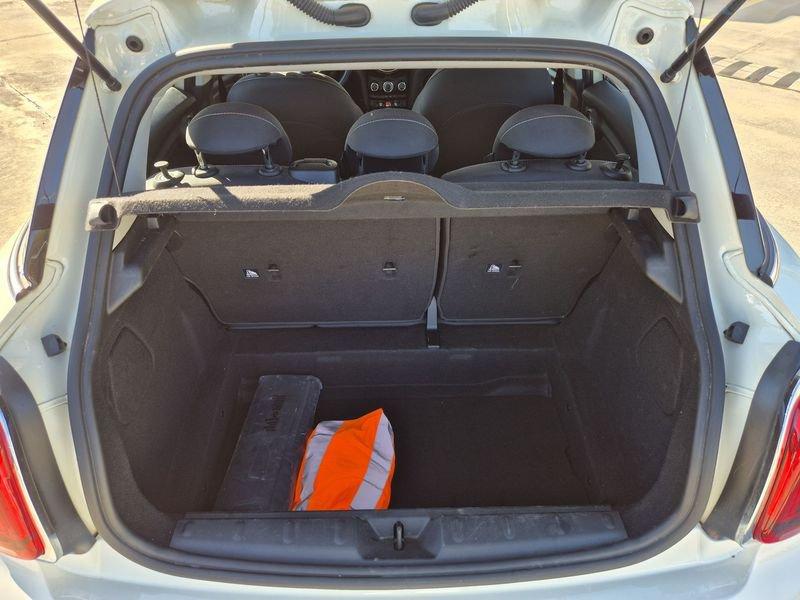 MINI Mini 5 porte Mini 5p 1.5 One Baker Street 102cv auto