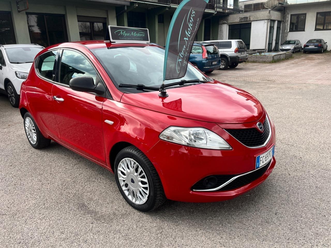 Lancia Ypsilon 1.2 69 CV 5 porte