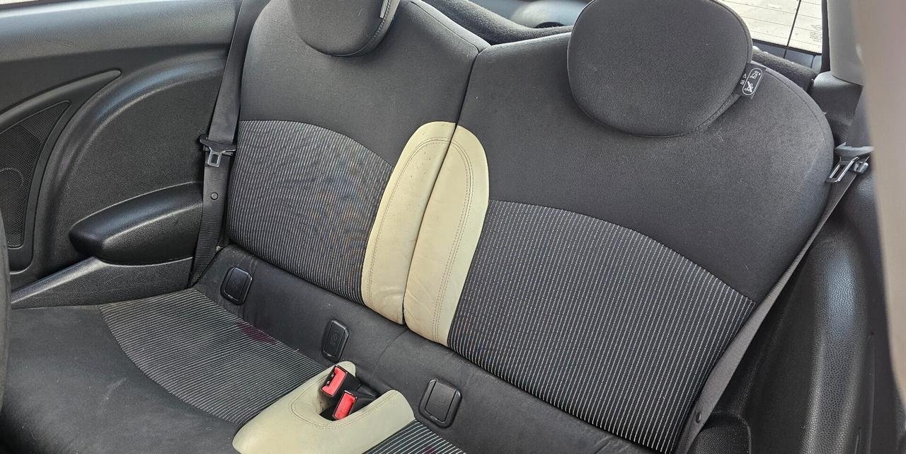 MINI 1.4 GPL GUIDABILE DA NEOPATENTATI