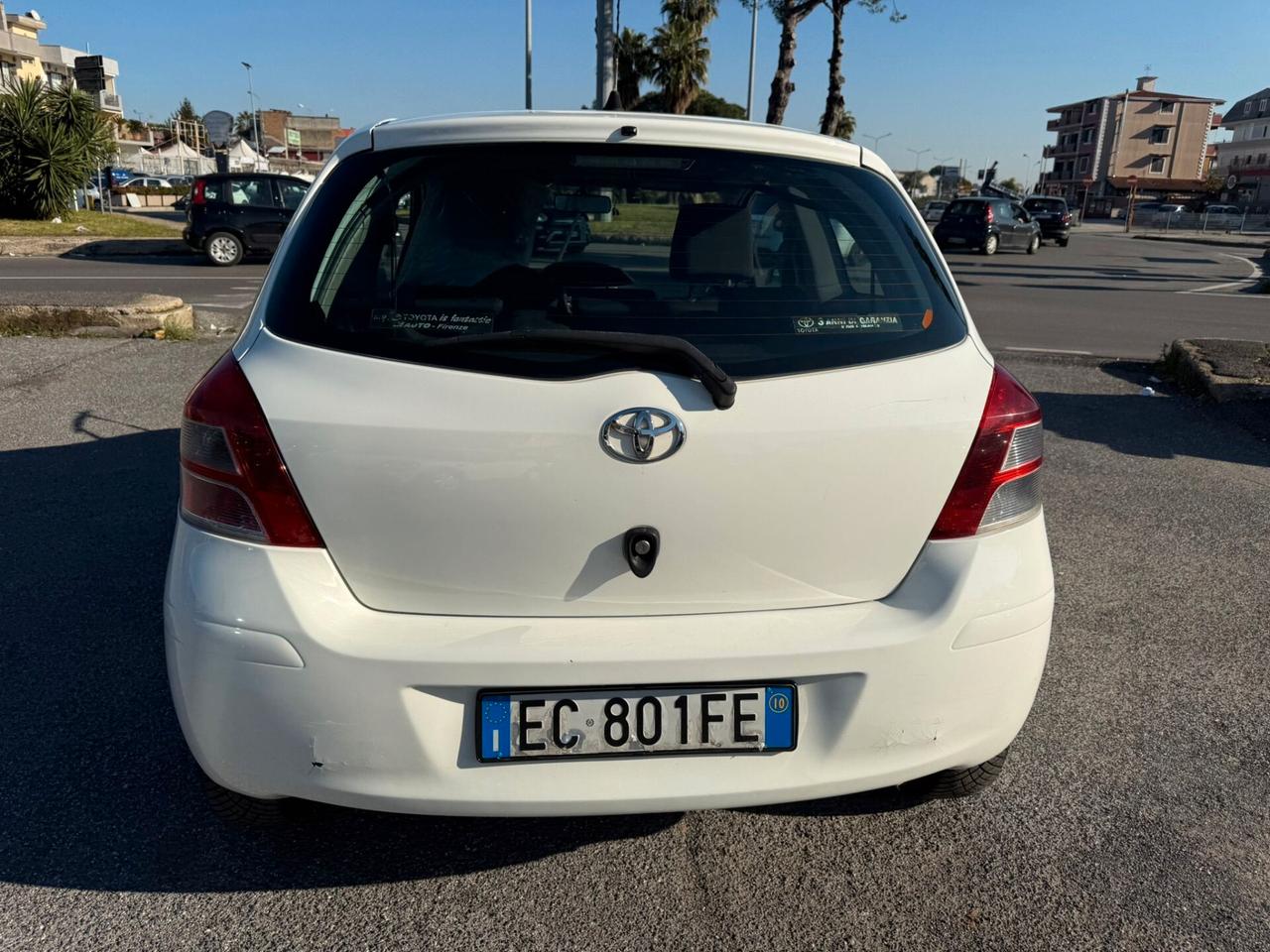 TOYOTA YARIS 3PORTE 1.0BENZINA69CV OK NEOPATENTATI