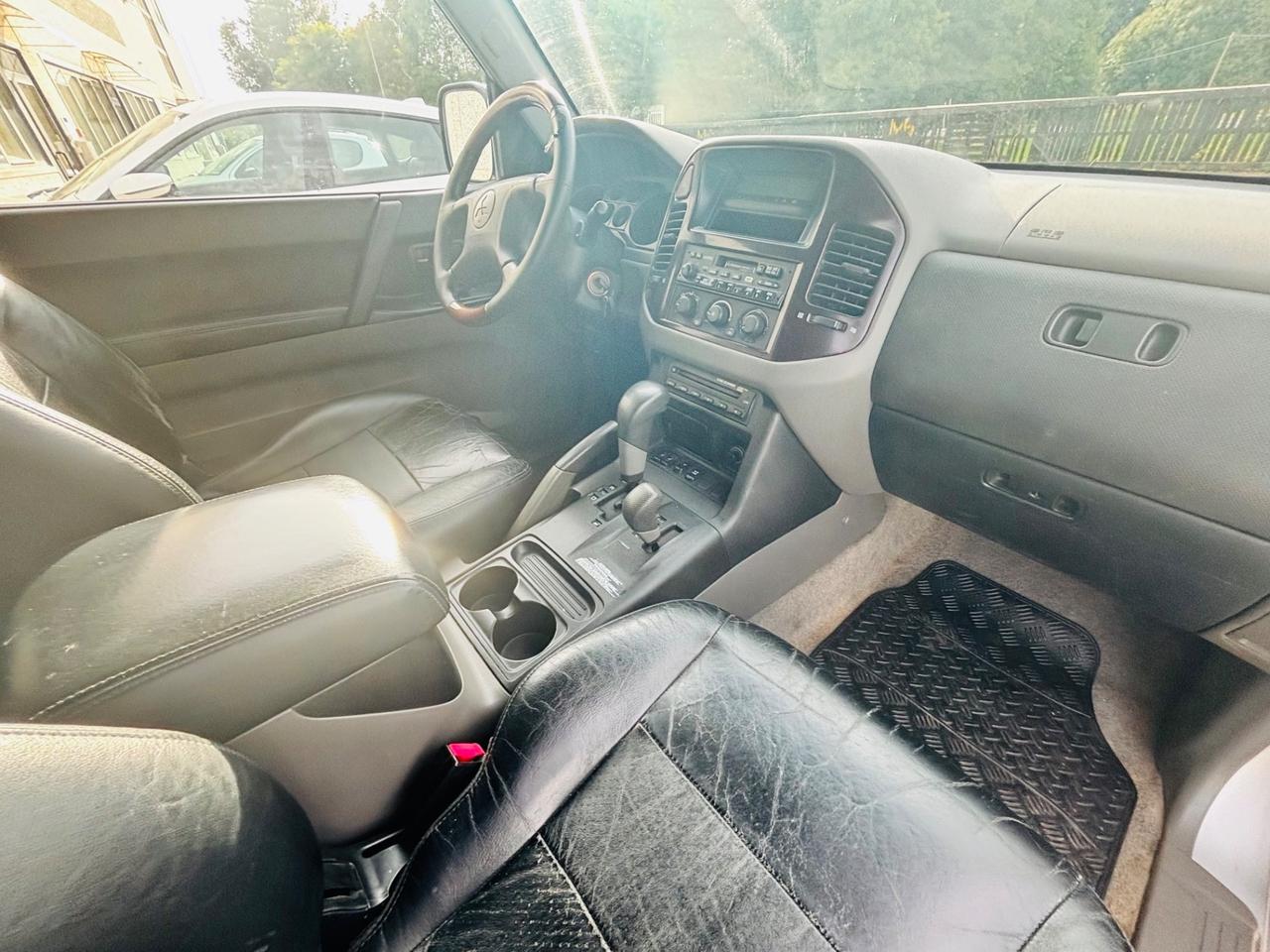 Mitsubishi Pajero 3.2 16V DI-D 3p. GLS
