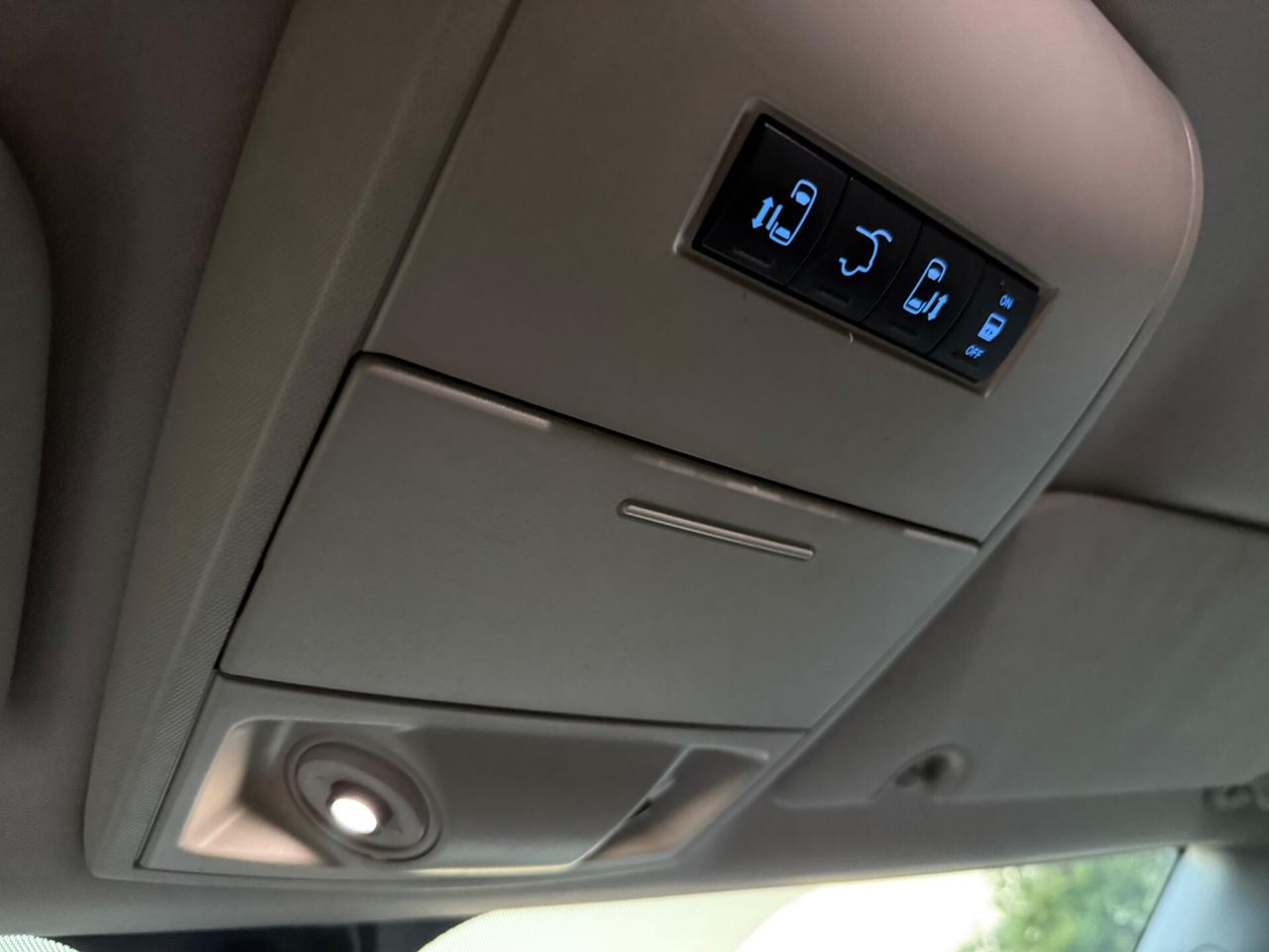 Lancia Voyager 2.8 Turbodiesel Platinum 177 CV