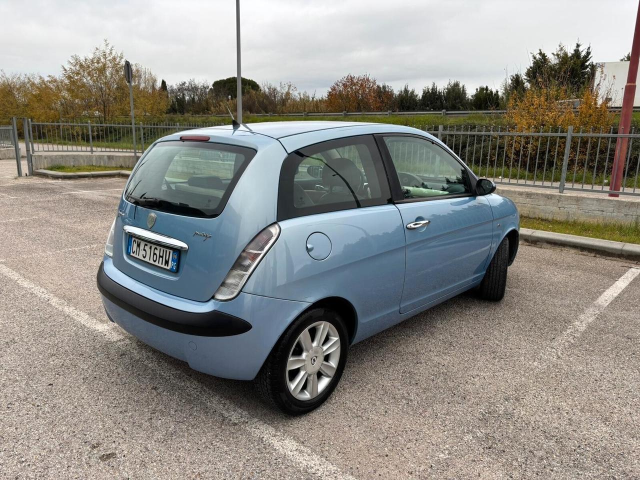 Lancia Ypsilon 1.3 Multijet 16V Argento