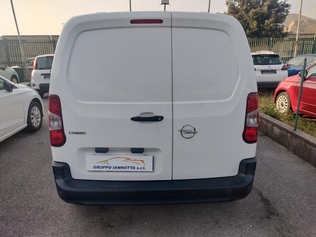 Opel Combo 3 POSTI AUTOCARRO 1.5 HDI 102 C.V.