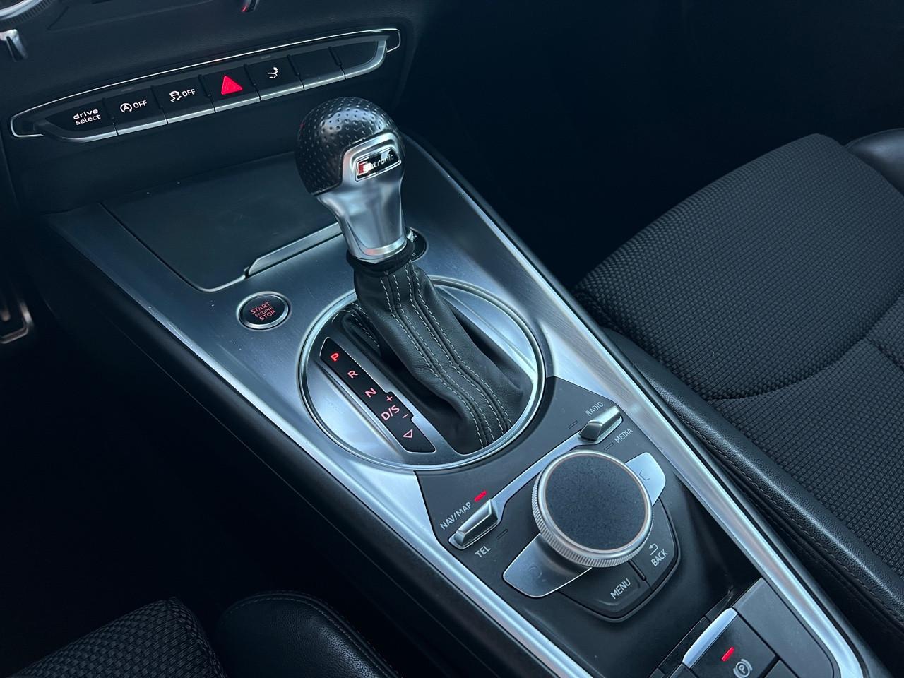 Audi TT 1.8 tfsi S line Sline s-tronic