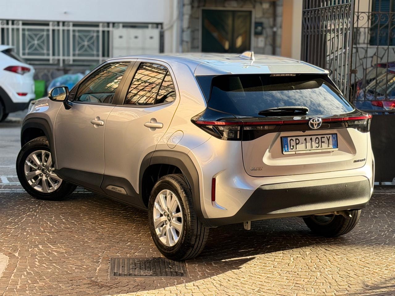 Toyota Yaris Cross 1.5 Hybrid E-CVT AWD Lounge