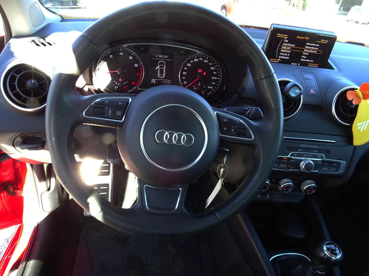 Audi A1 SPB 1.0 TFSI ultra s line *UNIPRO*