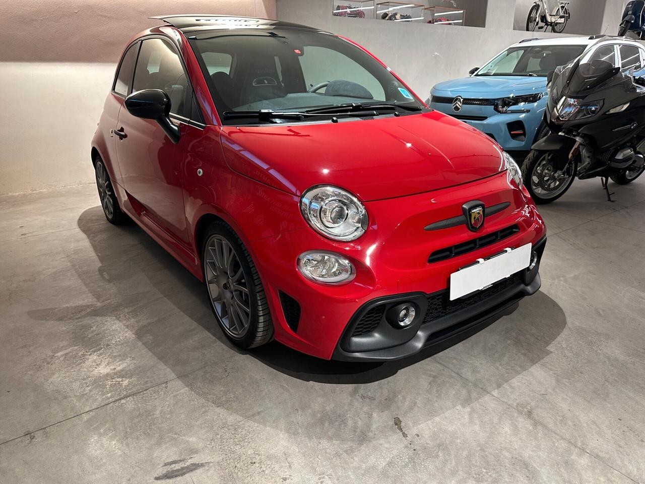Abarth 695 1.4 Turbo T-Jet 180 CV