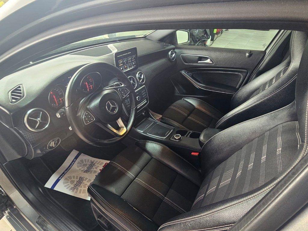 Mercedes-Benz A 180 d Automatic Premium