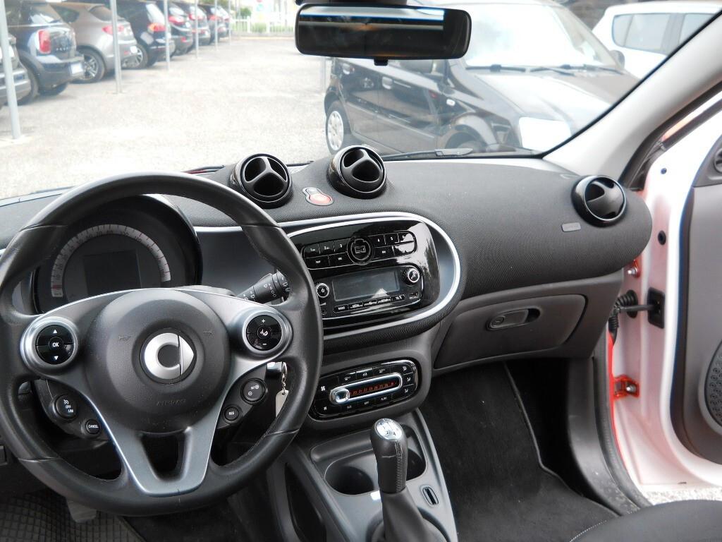 Smart ForFour 70CV 1.0 CC FORFUR PASSION BICOLORE E PANORAMA FULL