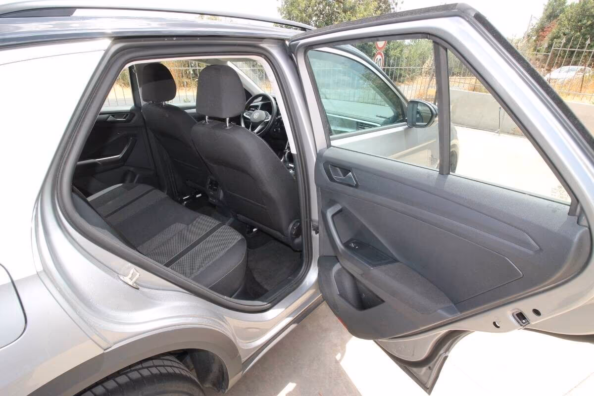 Volkswagen T-Roc 2.0 TDI 150 CV DSG Life26.000km|2025