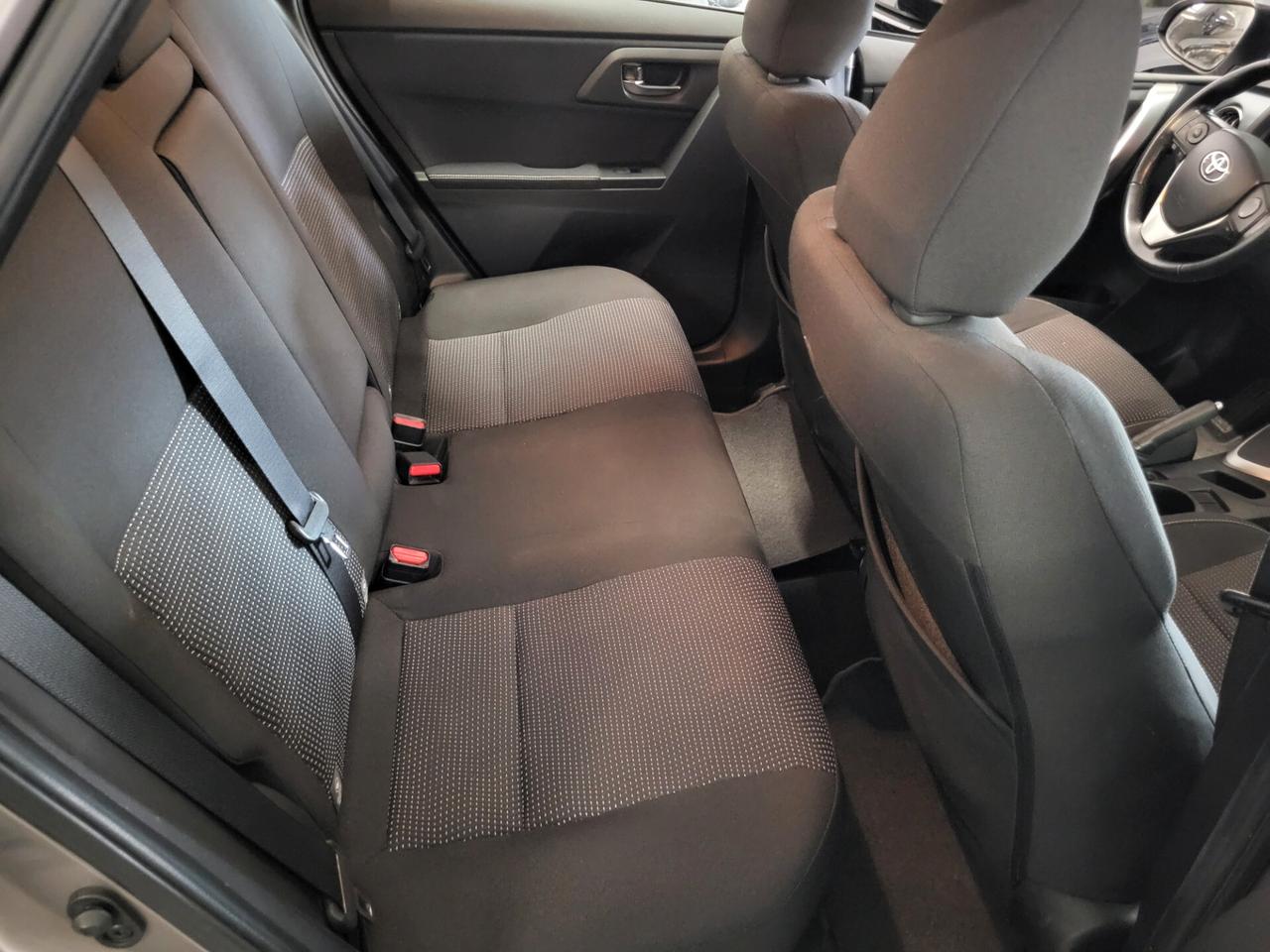 Toyota Auris 1.8 Hybrid 5 porte UNICO PROPRIETARIO!!PREZZO REALE!!GARANZIA 12 MESI!!