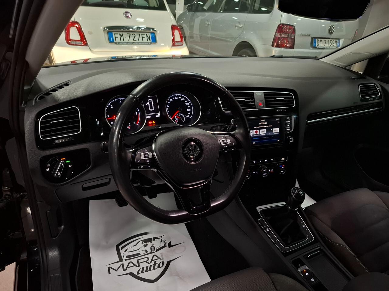 Volkswagen Golf 1.6 TDI 110cv Neopatentato