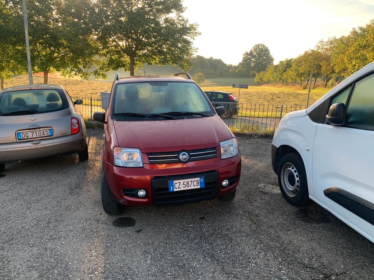Fiat Panda 4x4 tdi-neo patentati-tagliandata-anno 2005-climbing full-135000 km- molto economica