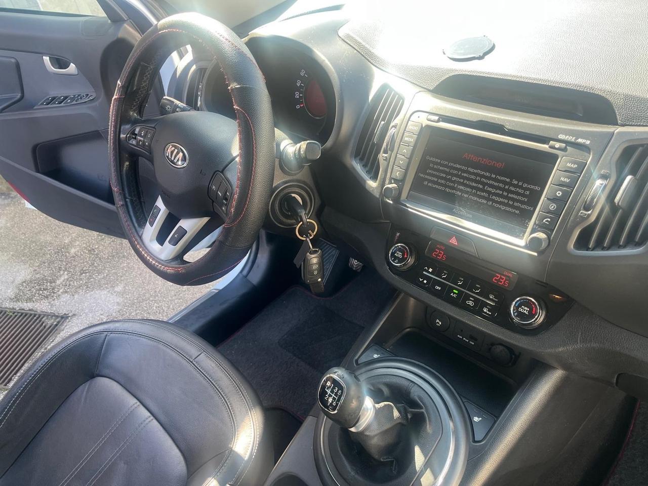 Kia Sportage 1.7 crdi-full-km 100000-2013