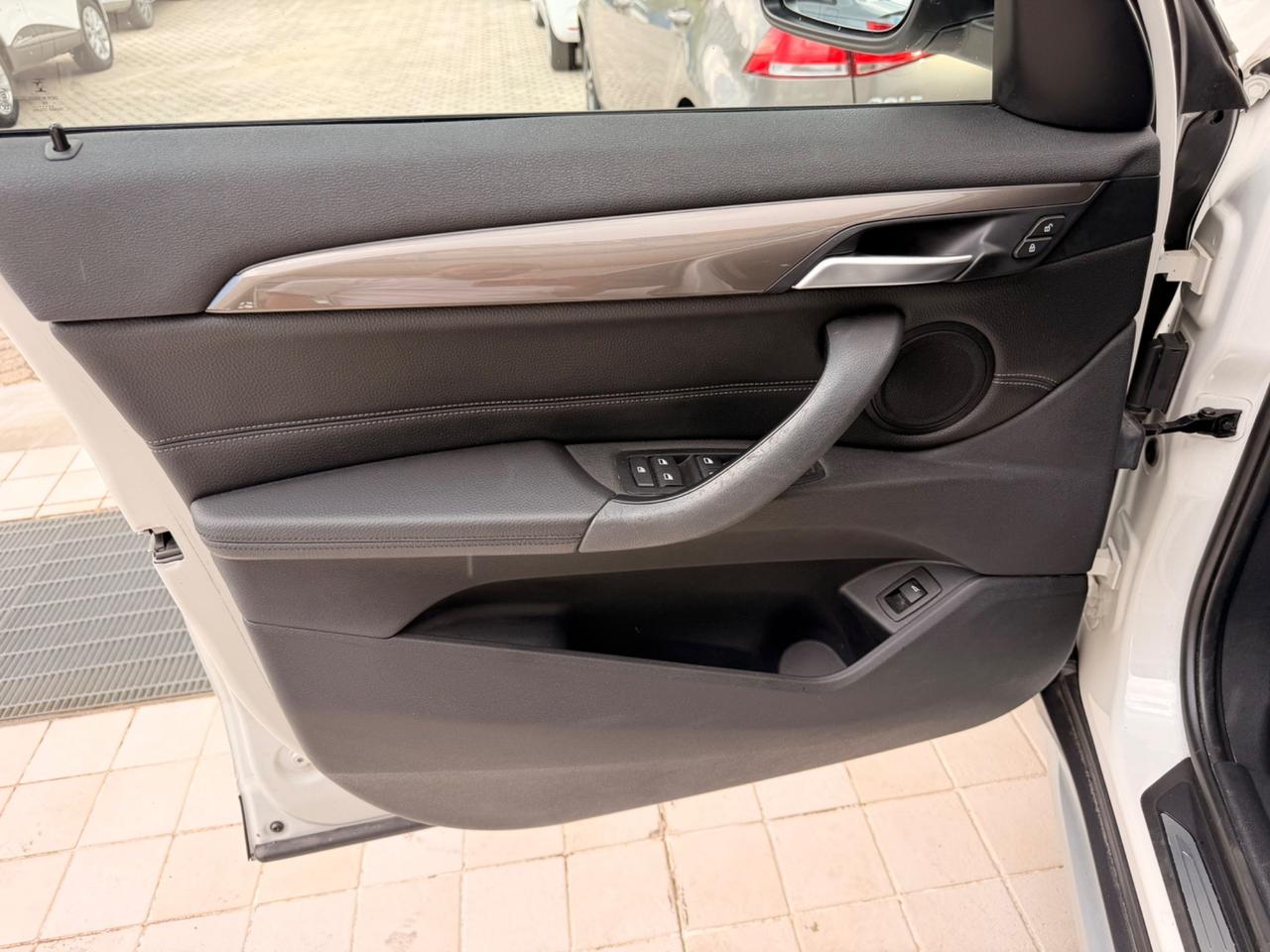 Bmw X1 sDrive18d xLine