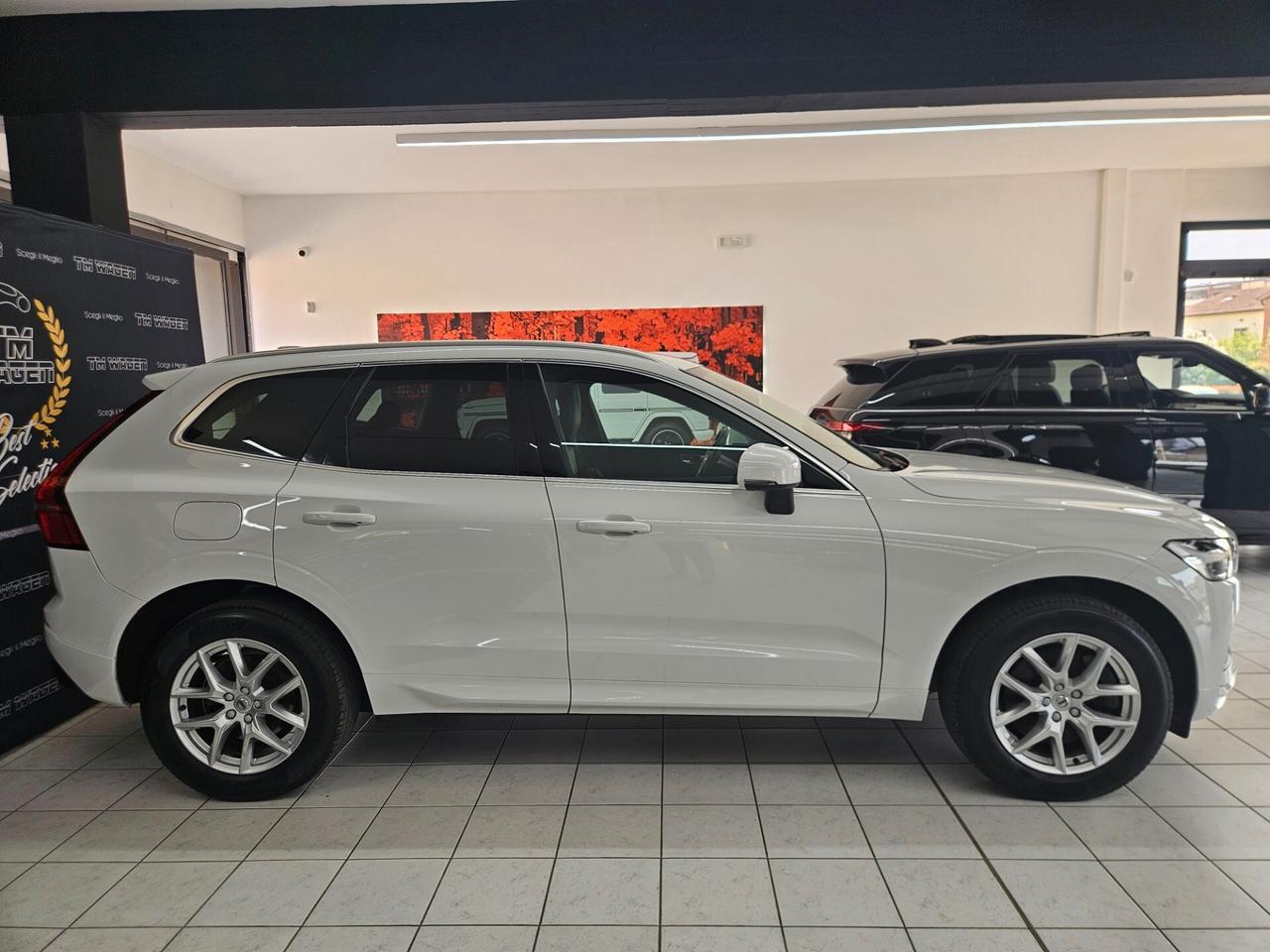Volvo XC60 2.0 b4 Momentum awd auto my20 - IVA ESPOSTA