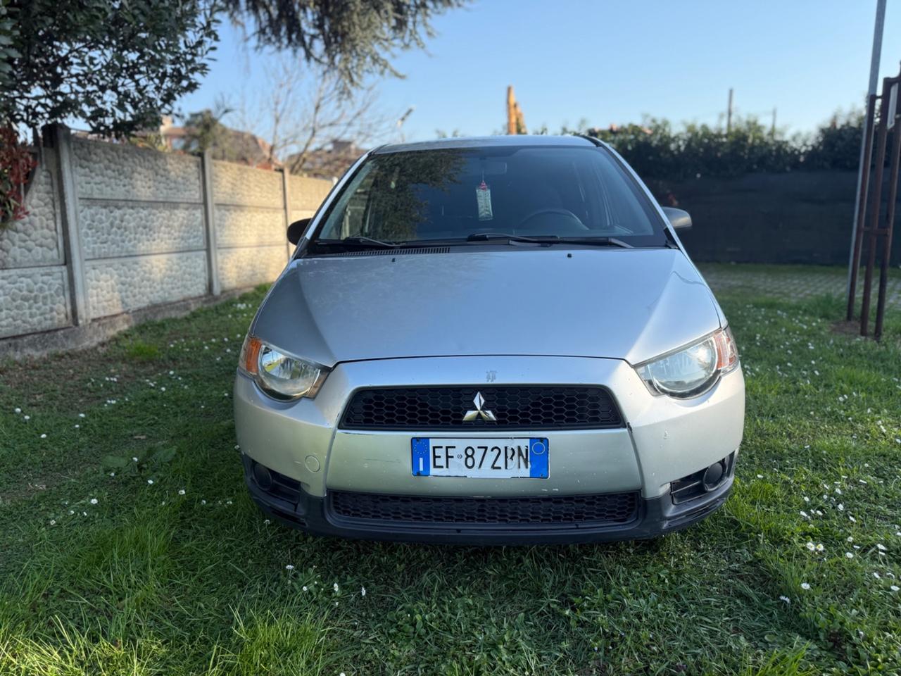 Mitsubishi Colt 1.1 12V 5p. Invite