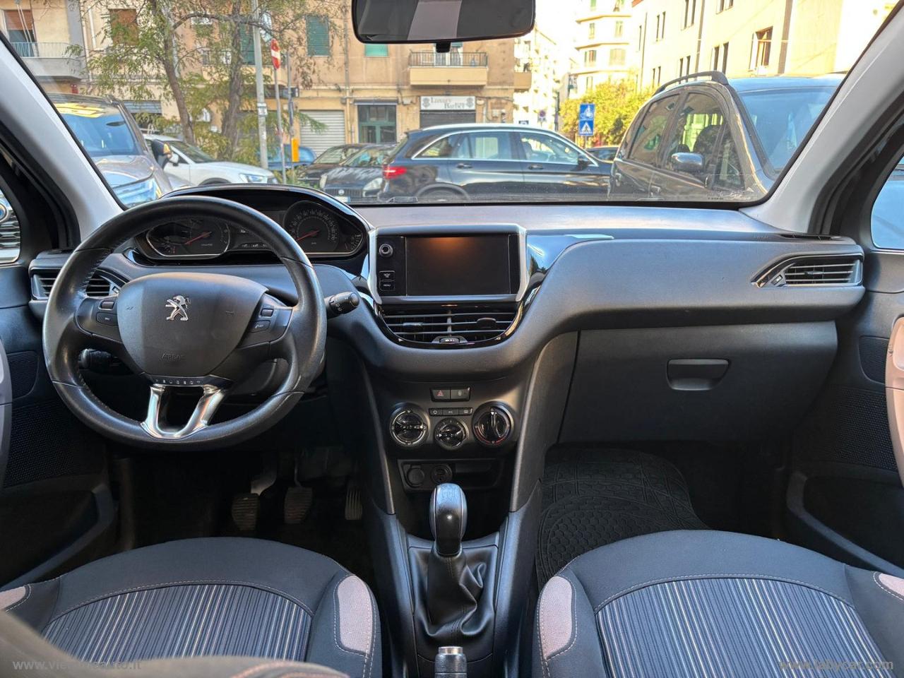 PEUGEOT 208 1.0 VTi 68 CV 5p. Active