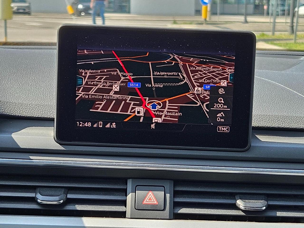 Audi A4 Avant 40 2.0 tdi 190cv s-tronic