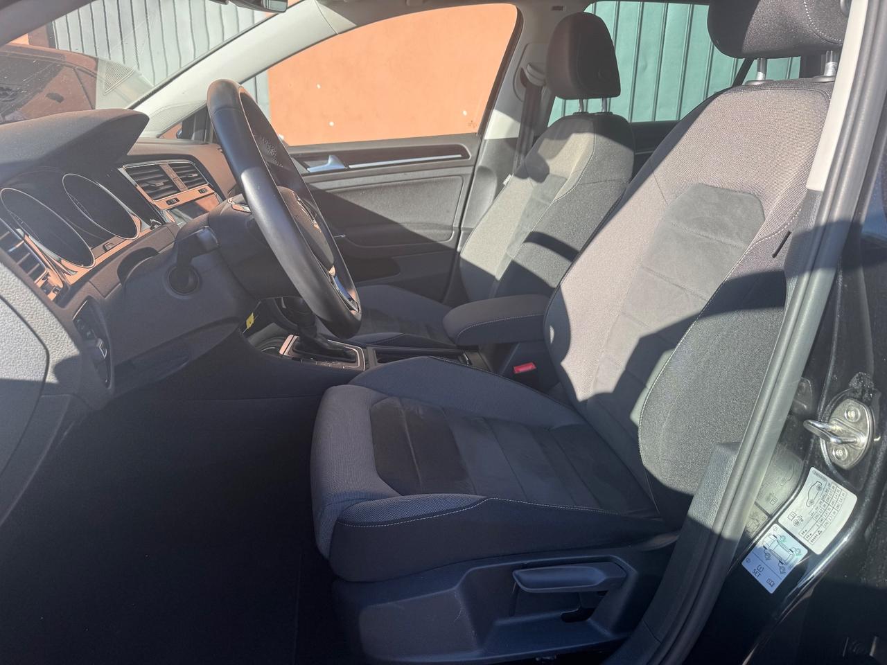 Volkswagen Golf 1.5 eTSI 150 CV EVO ACT DSG Life