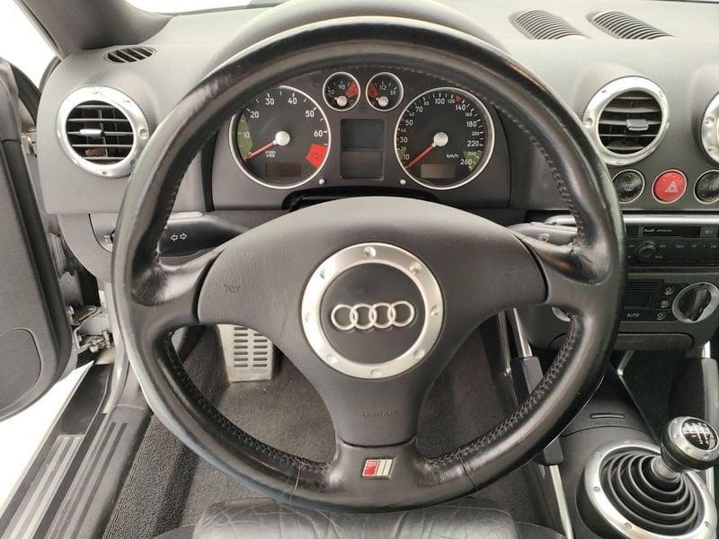 Audi TT I 1.8t